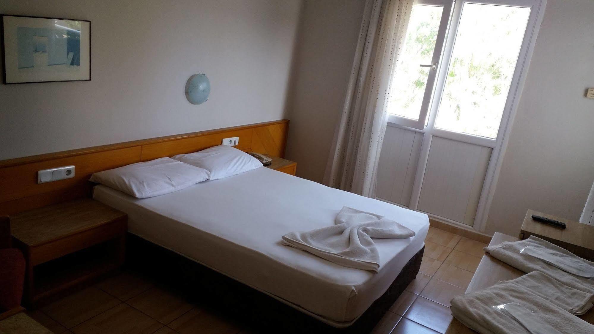 Isinda Hotel Анталия Екстериор снимка