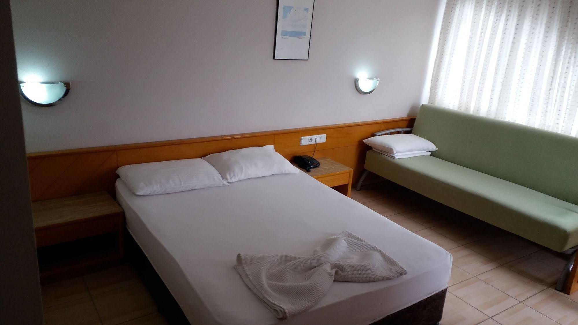 Isinda Hotel Анталия Екстериор снимка